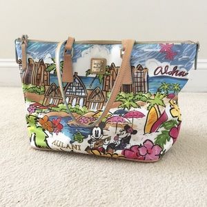RARE! DOONEY & BOURKE DISNEY ‘AULANI’ NYLON TOTE